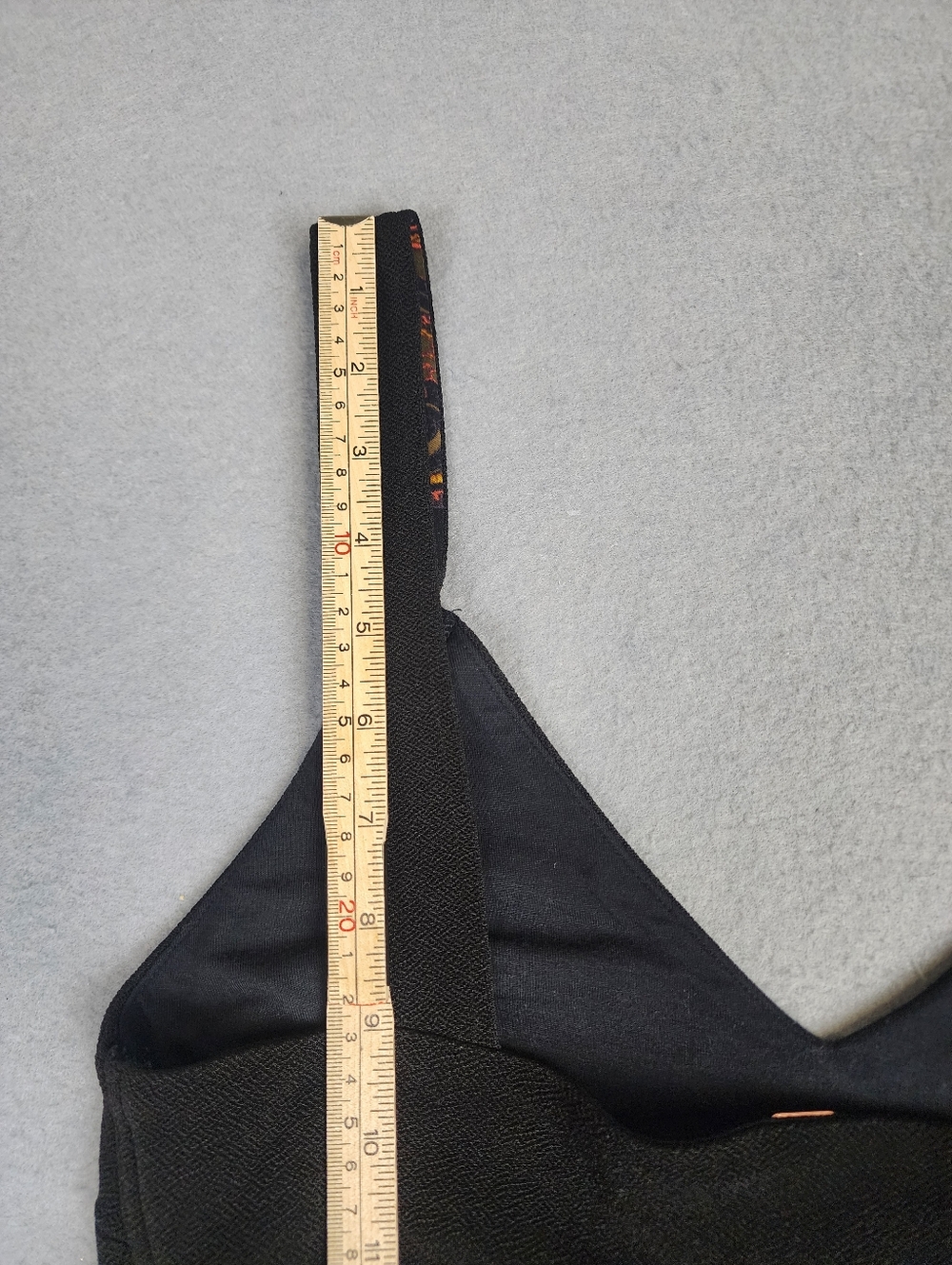 Free People Womens Black V-Neck  Crop Top with Patterned Tie Halter Small - Picture 11 of 11